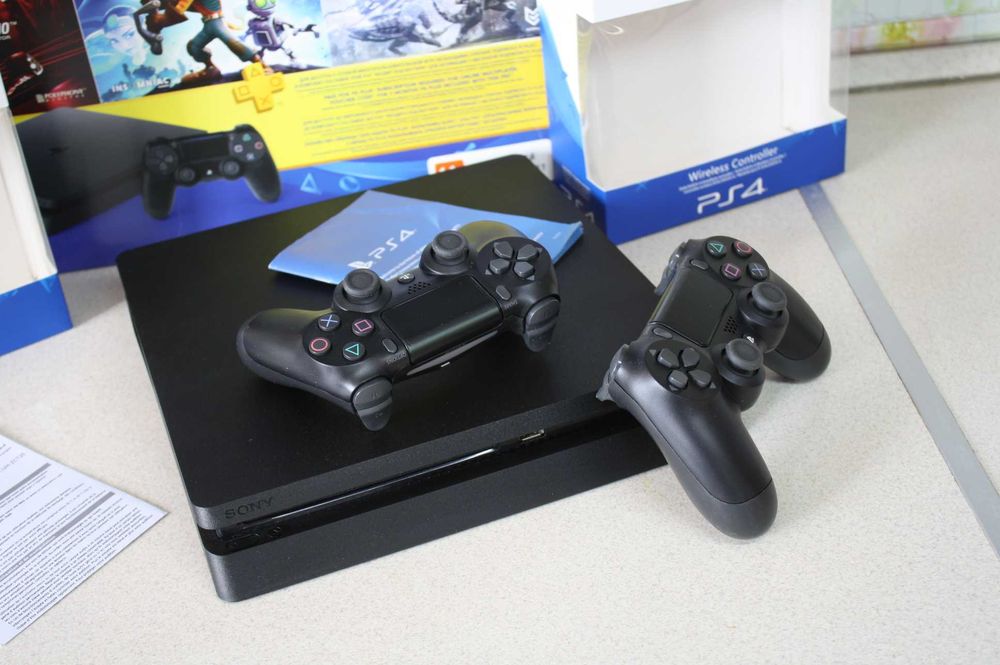 PS4 SLIM Playstation 4