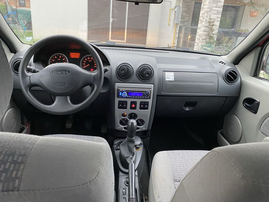 Dacia logan mcv laurete 1,6 16 valve benzina si gpl