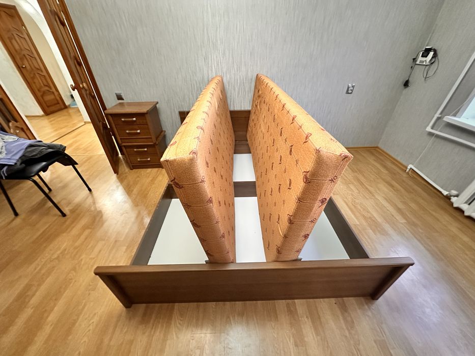 Продам кровать                    .