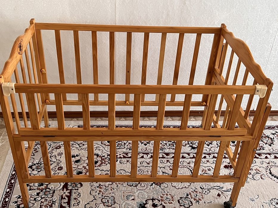 Продам детский манеж