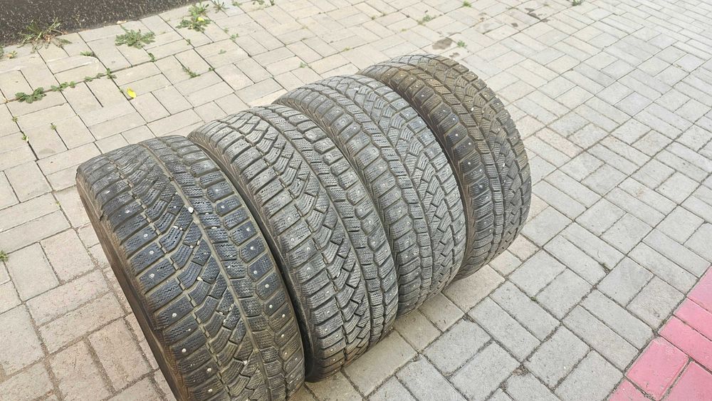 225/50/R17 шипованные Viatti