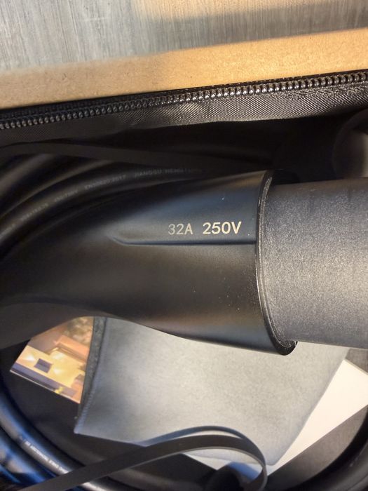 Кабел за зареждане на EV TYPE1 към TYPE2 32A 7.2KW 5m