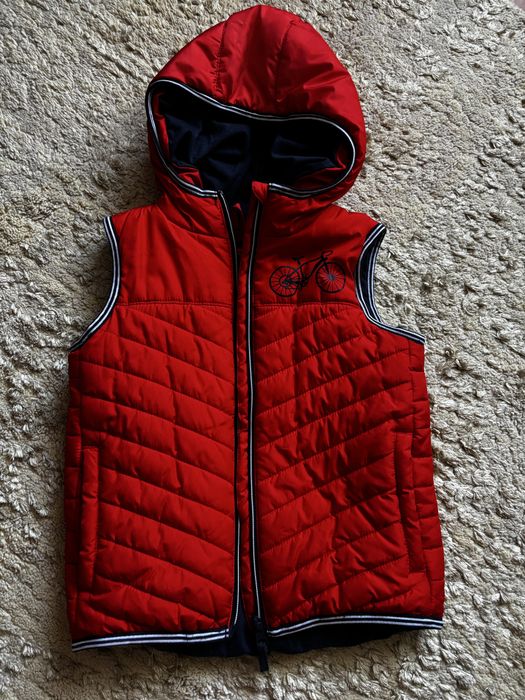 Vesta baieti Topolino, marimea 122, 30de lei