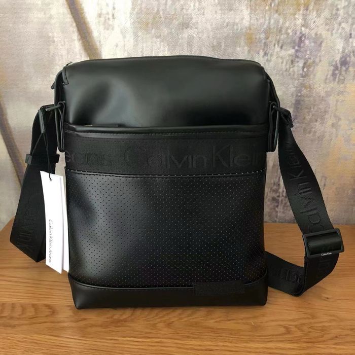 Чанта Calvin Klein 9350