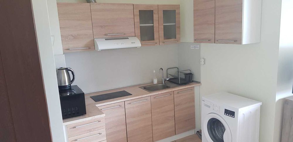 Дава се под наем Двустаен апартамент в к.к. Златни пясъци - 70 кв.м за 459 € - Снимка #3