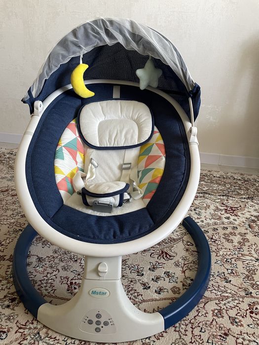 Электрокачеля с пультом управления состояние хорошее