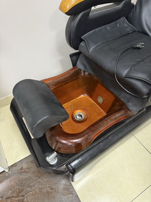 Профессиональное педикюрное SPA-кресло