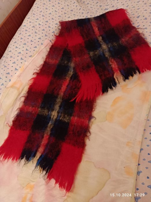 Шарфы махеровые новые.