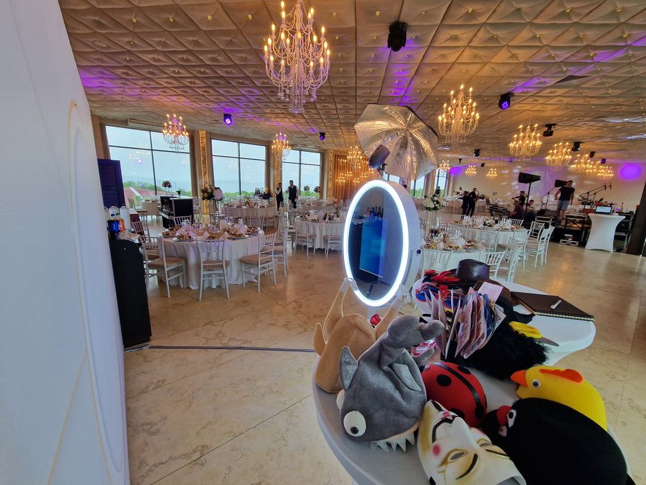 Oglinda Magică/PhotoBooth/Magic Mirror poze Nuntă/Botez/Majorat