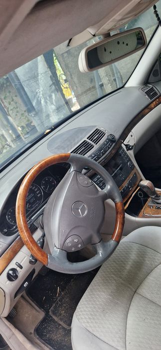 MERCEDES-BENZ E-Class 2004 — imagine 4