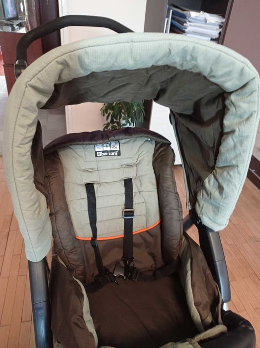 Комбинирана бебешка количка