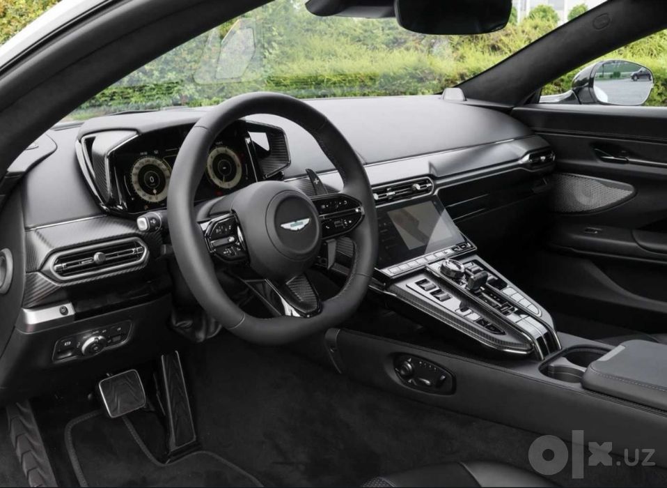 Aston Martin V8 Vantage Coupe 2026