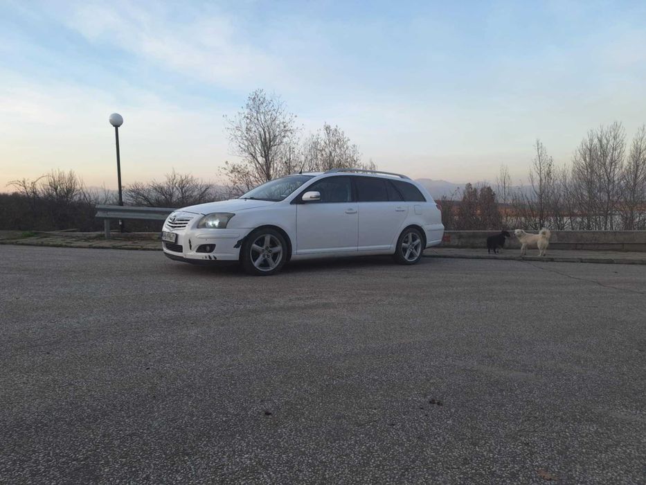 Тойота Авенсис 2006г
