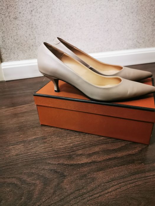 Туфли лодочки на маленьком каблуке