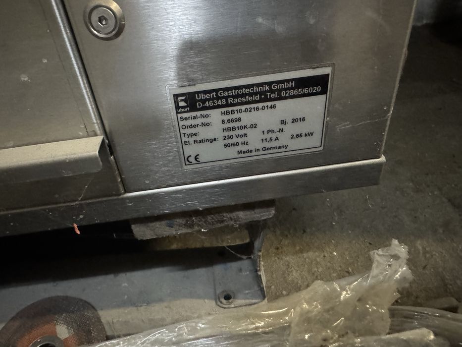 Cuptor electric cu convectie