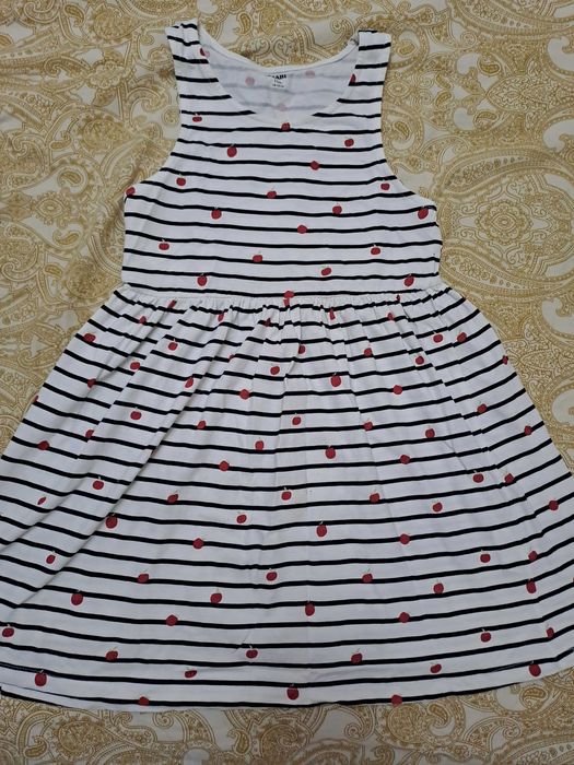 Платья H&M на девочку