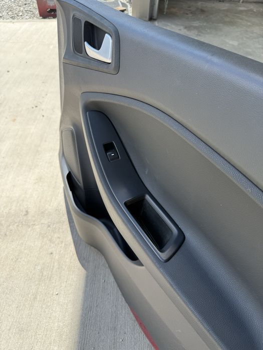 Кори за врата Hyundai I20
