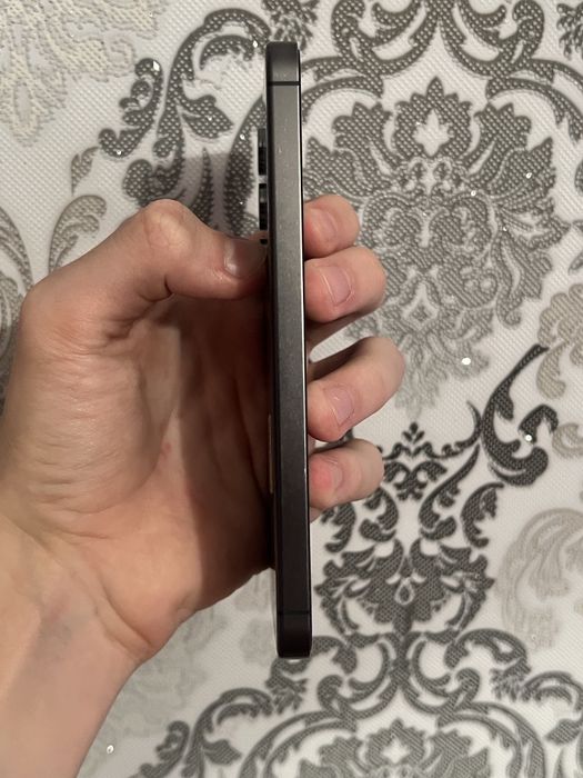 Продам Samsung s24.