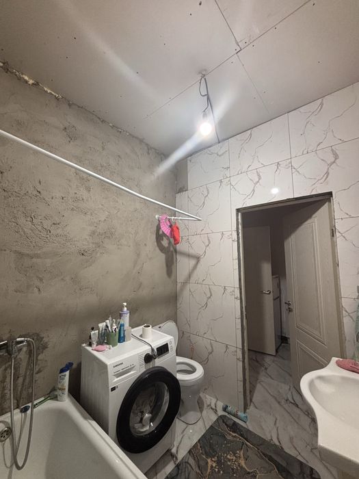 Дом мансардный в мкр. Сая.