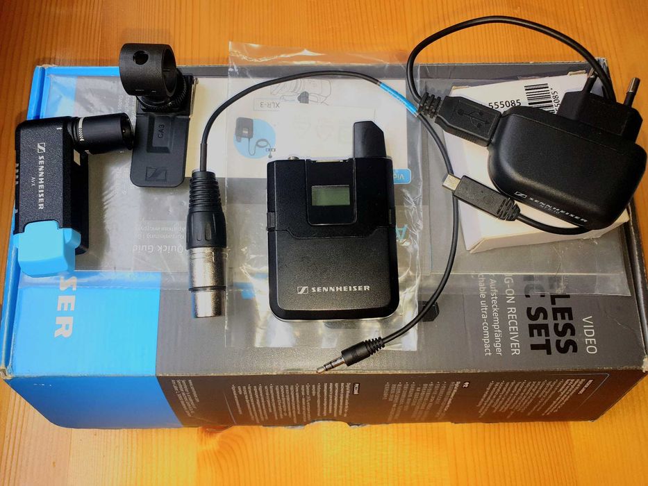 Sennheiser AVX Digital Wireless Set