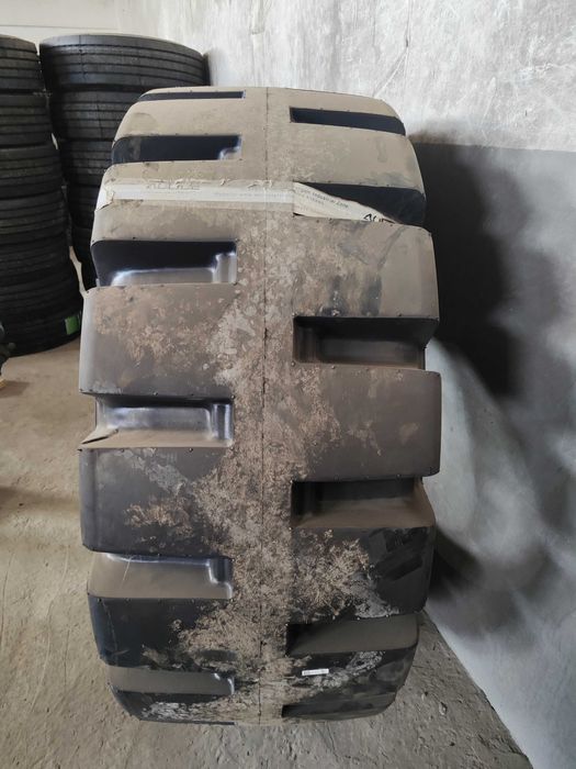 Шины для погрузчиков 17.5-25, 23.5-25