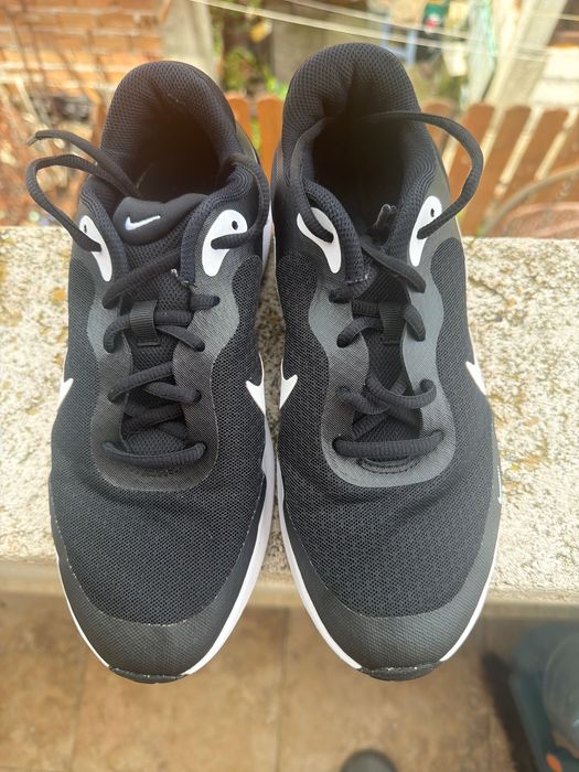 Маратонки Nike два чифта на промо цена от 40 евро