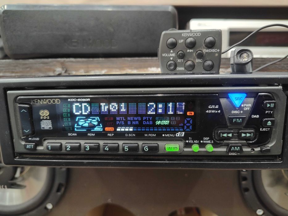 KENWOOD KDC-6080R автомобилен плейър