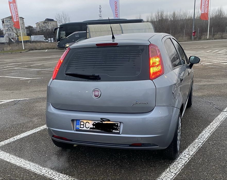 Vand Fiat Grande Punto an 2011 1.4 Benzina