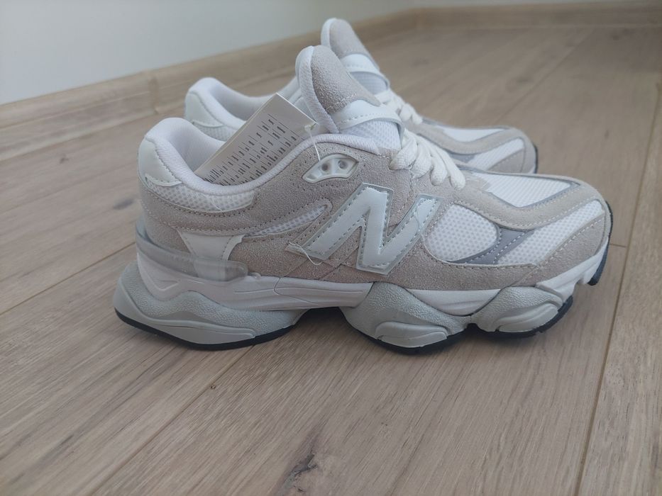 NEW BALANCE 9060