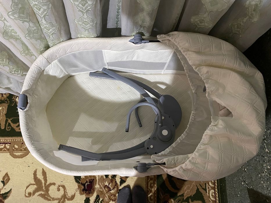 Детская электрическая кровать-люлька