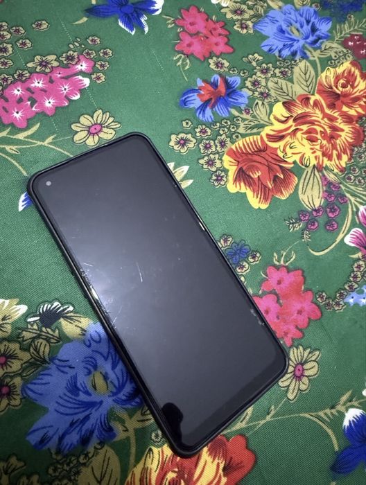 Продам OPPO Reno8 T