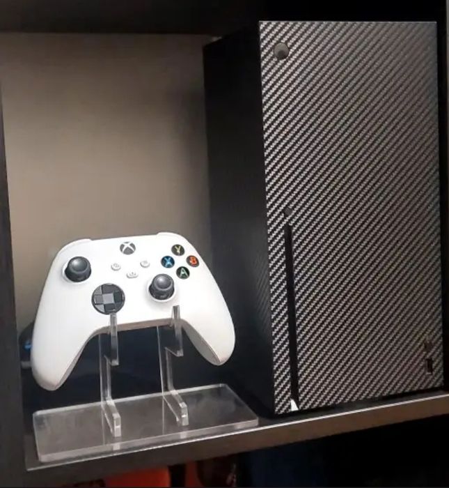 Xbox Series X + 2 геймпада