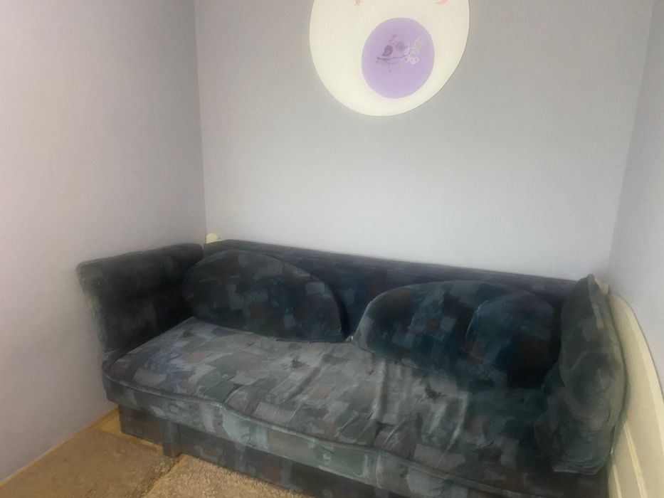 Închiriez apartament