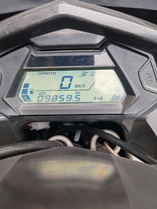 Vând urgent atv CFORCE 450L