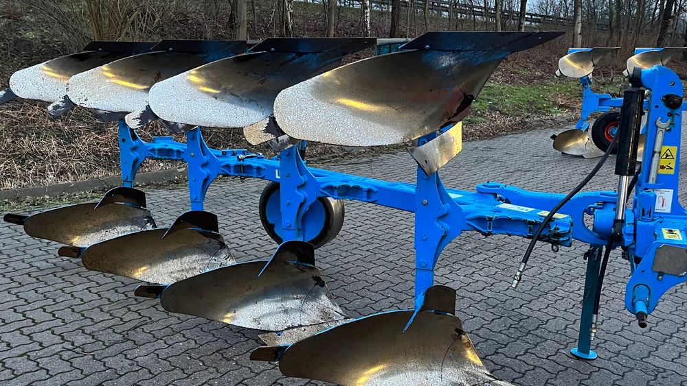 Lemken Opal 110  Claas Arion, case puma Belarus tortadi.