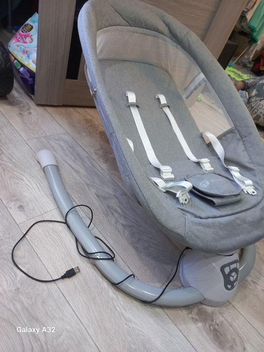 Продам люльку качалку( Шезлонг)