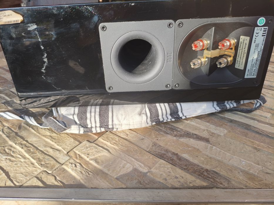 Vând boxă centrală Elac