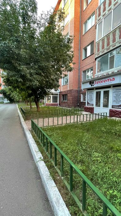 сдам в аренду коммерческое  помещение