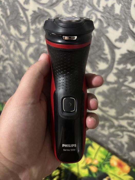 Бритва Philips..