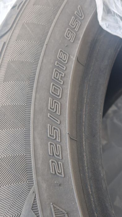 Шины 225/50/18 летние