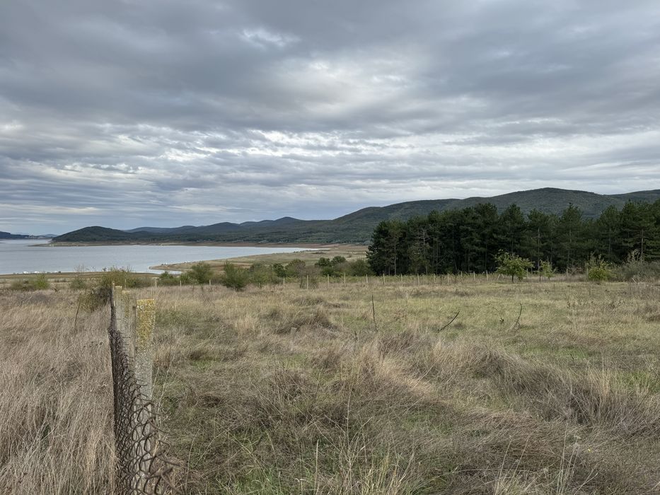 Продаеа парцел, с. Паничерево, язовир “ Жребчево”