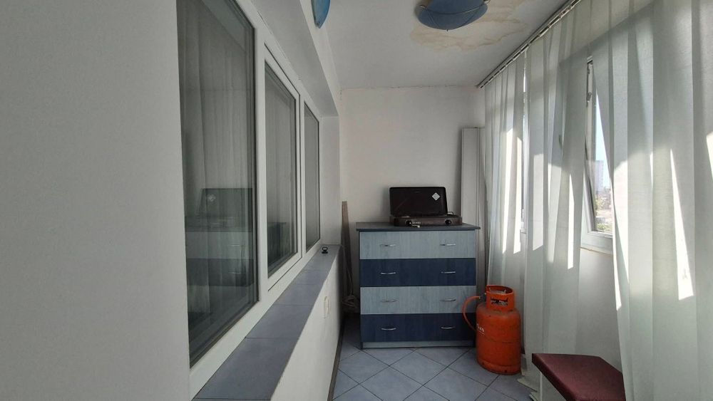 Vând garsoniera confort I  etajul 1 zona gării