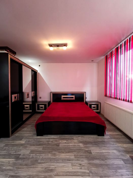 Продава се Къща в Лясковец - 320 кв.м за 875 €/кв.м - Снимка #8