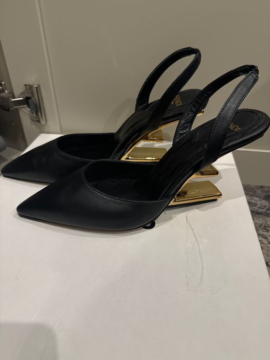 Fendi оригинални токчета