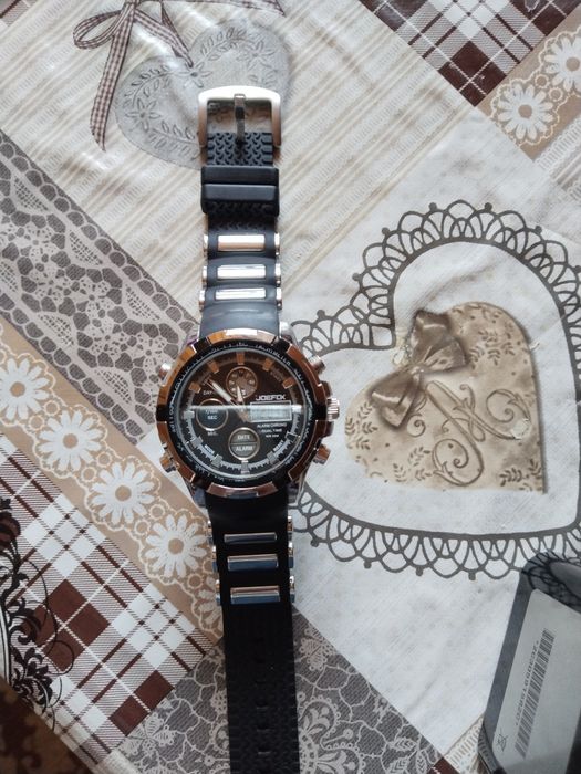 Часы мужские наручные