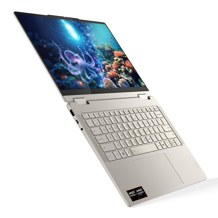 Новый Lenovo Yoga 7