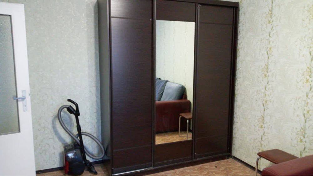 Продается 1 комнатная  5 мкр