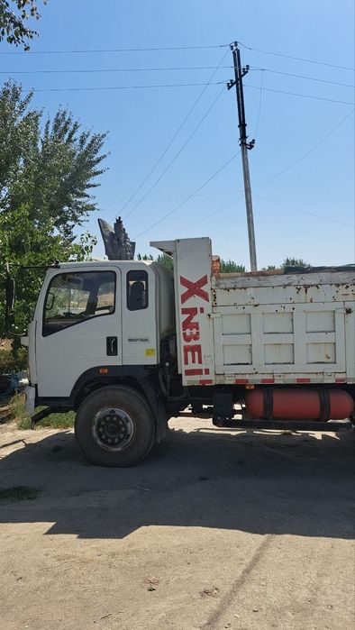 Howo sinotruck sotiladi