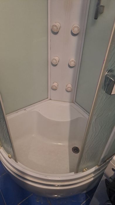 Продам душевую кабину