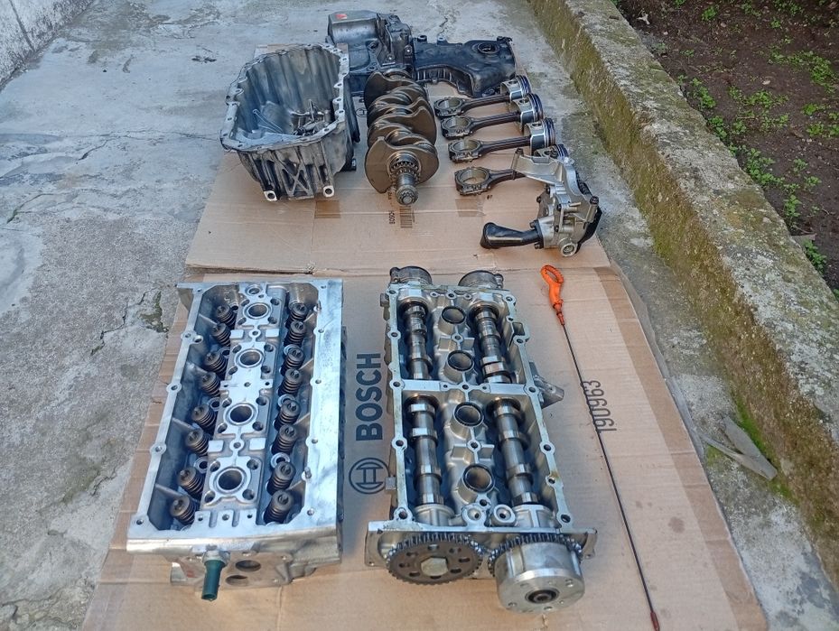 Глава за Vw touran 2013г 150кс ecofuel  и други части за двигателя